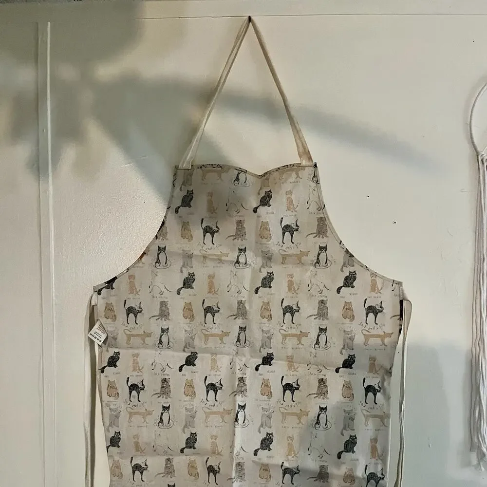 Cooksmart Bib Apron 100% Cotton PVC Coated Wipe Clean Beige Cat Print